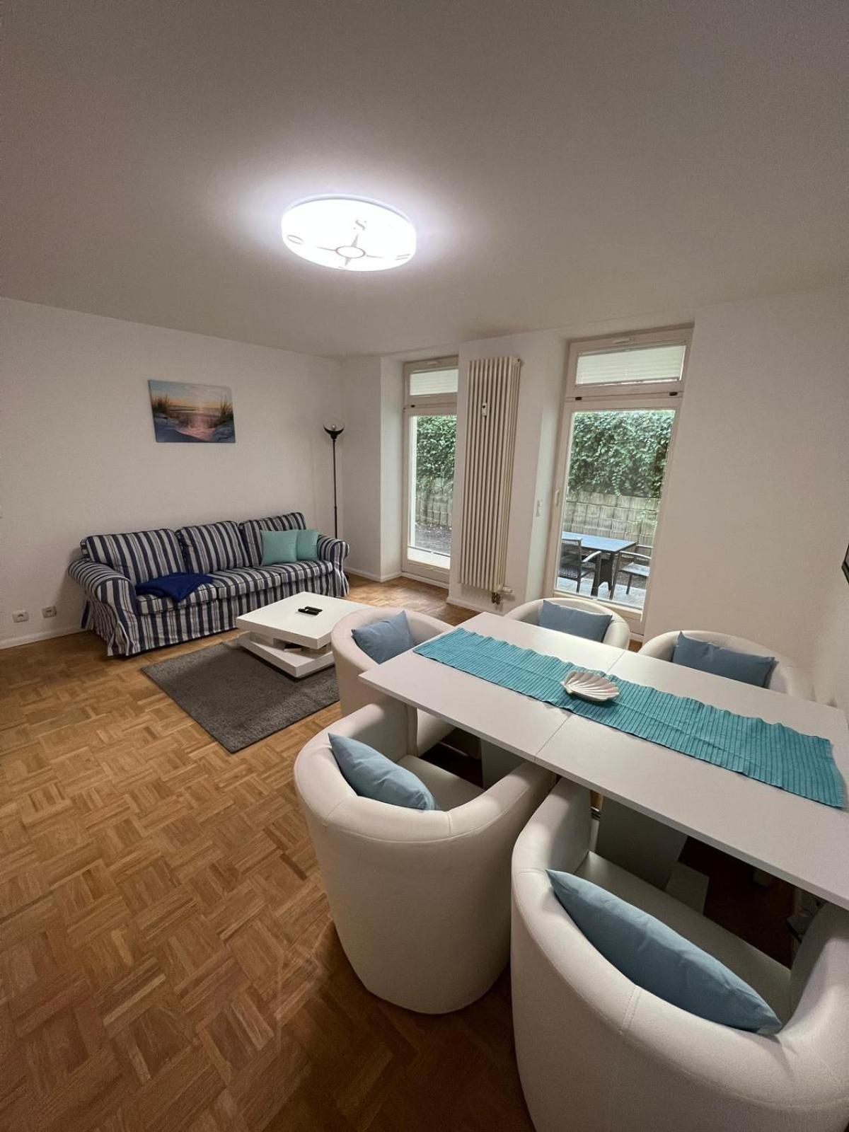 Apartment Bernstein Ruhig, Familienfreundlich Mit Garten Rostock Exterior photo